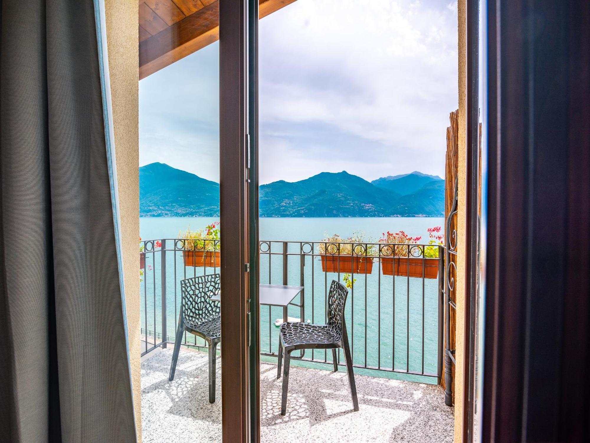 Foresteria Lago Di Como Menaggio Bagian luar foto